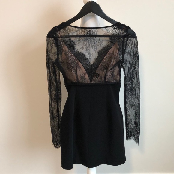 LBD with lace neckline and sleeves - Picture 2 of 2